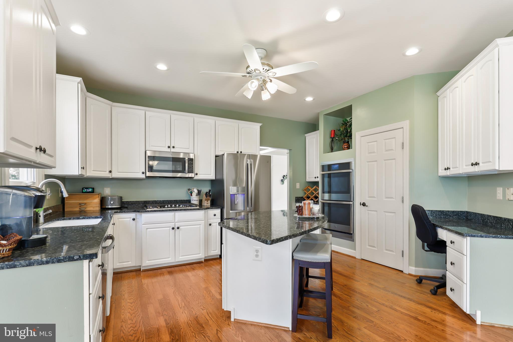 HUNTER - Residential