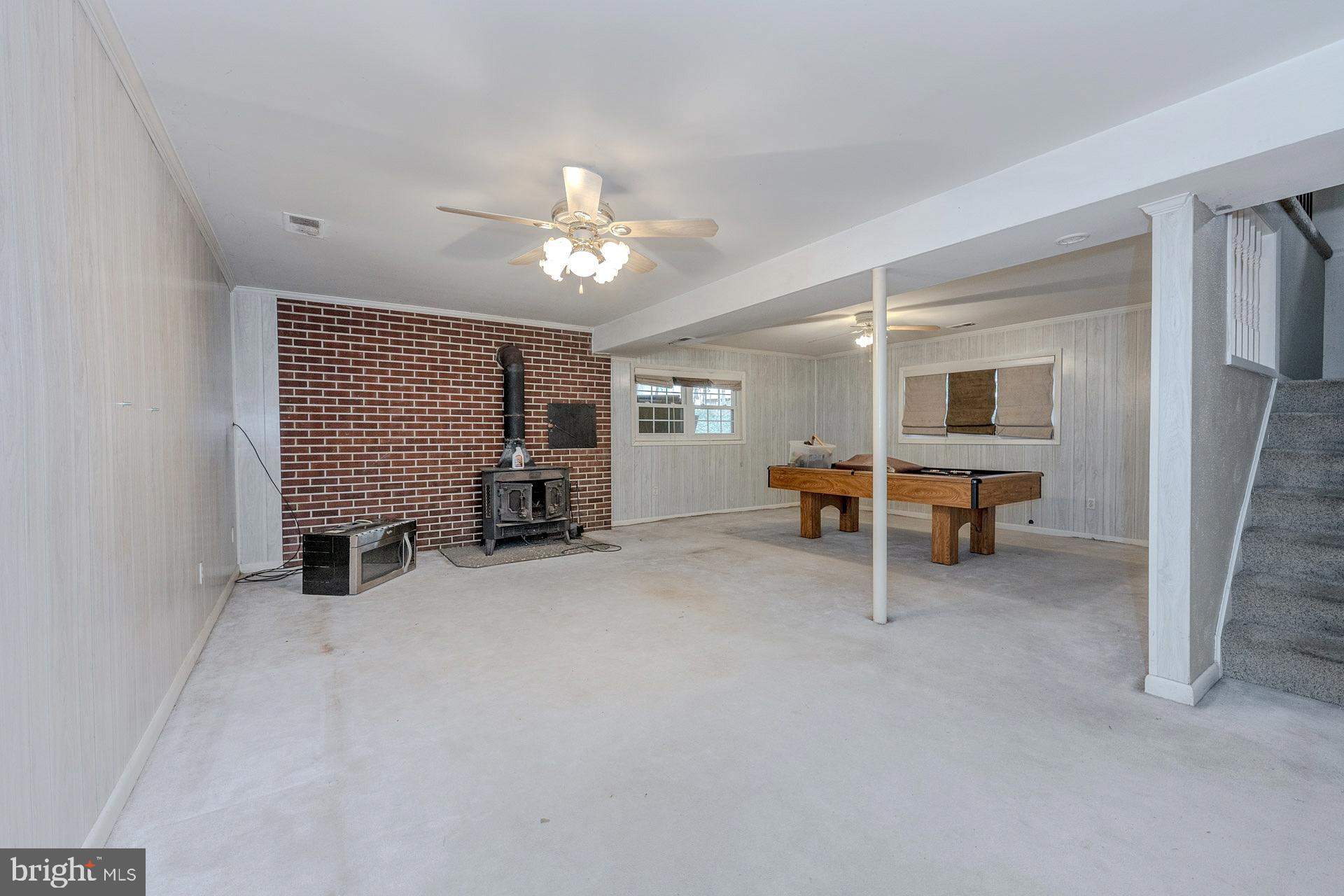 OAK RIDGE ESTATES - Residential