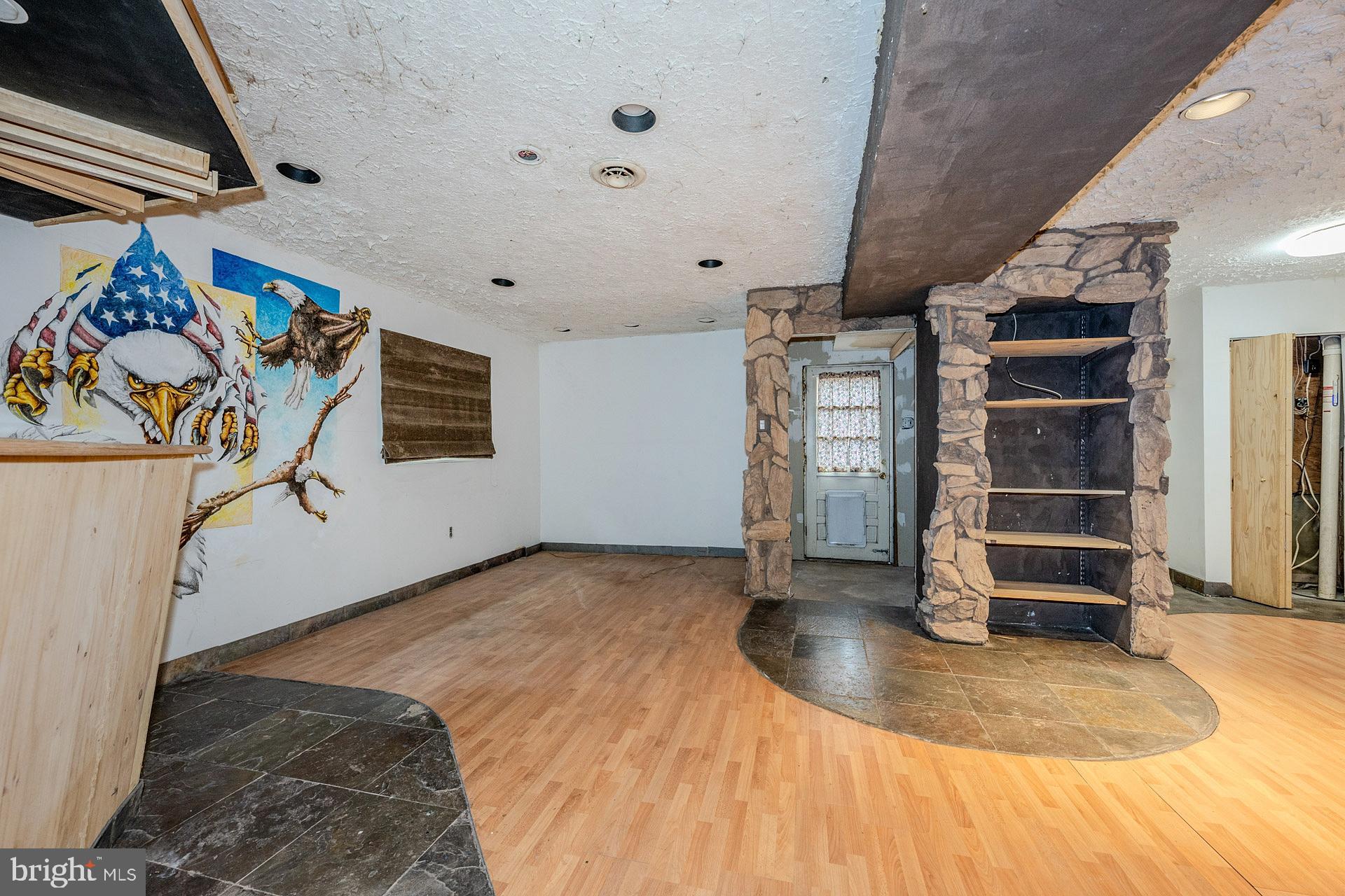 OAK RIDGE ESTATES - Residential