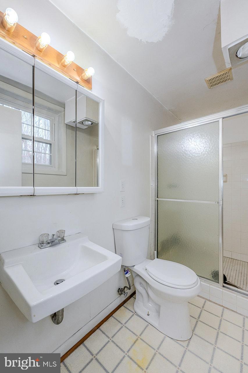 OAK RIDGE ESTATES - Residential