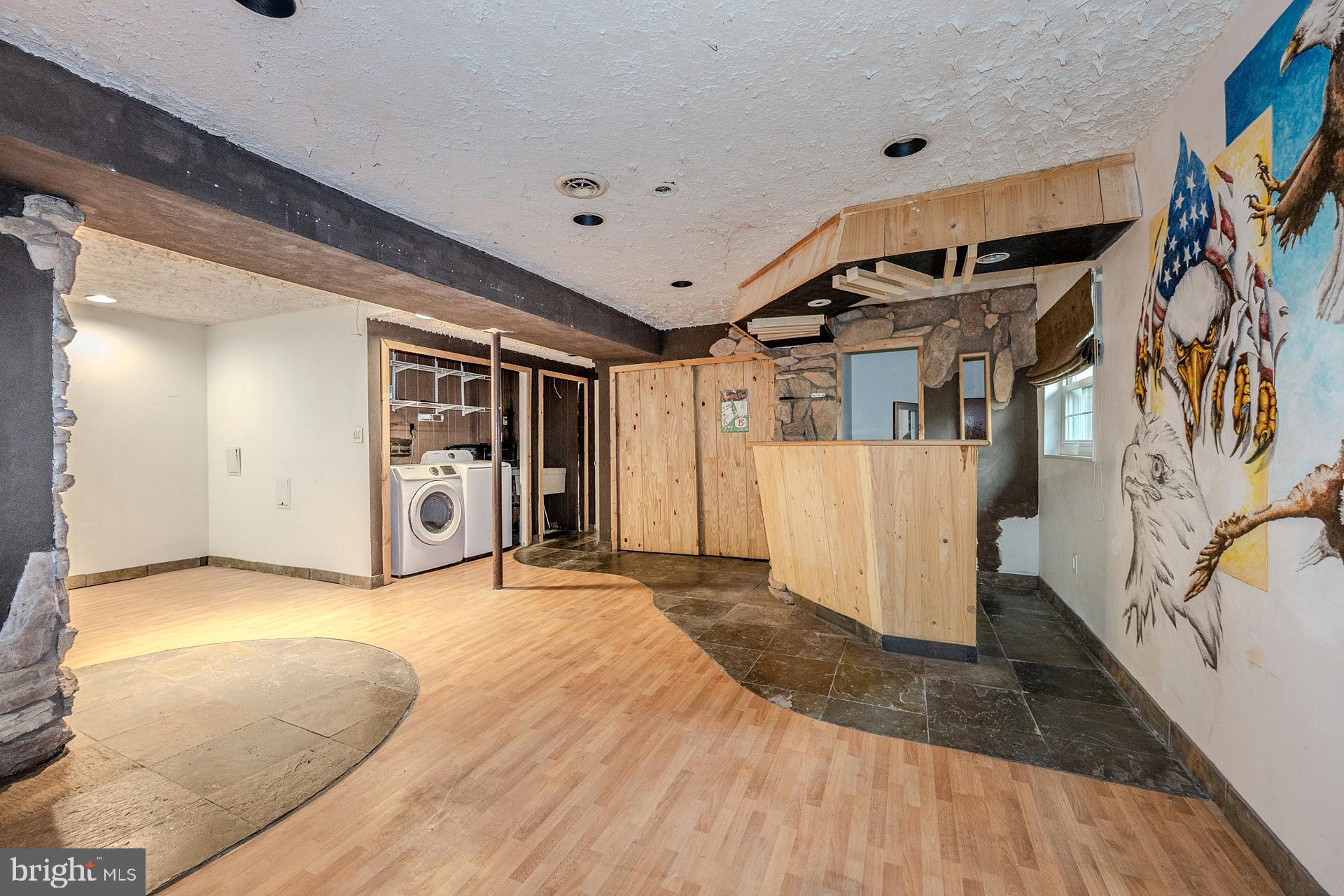 OAK RIDGE ESTATES - Residential