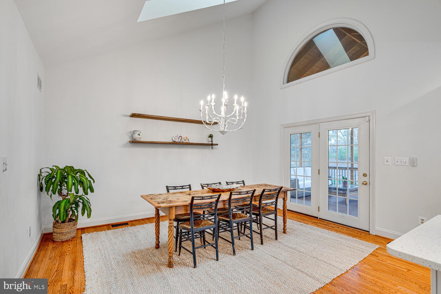 HUNTER MILL ESTATES - Residential