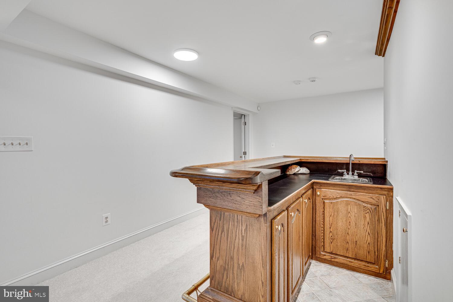 HUNTER MILL ESTATES - Residential