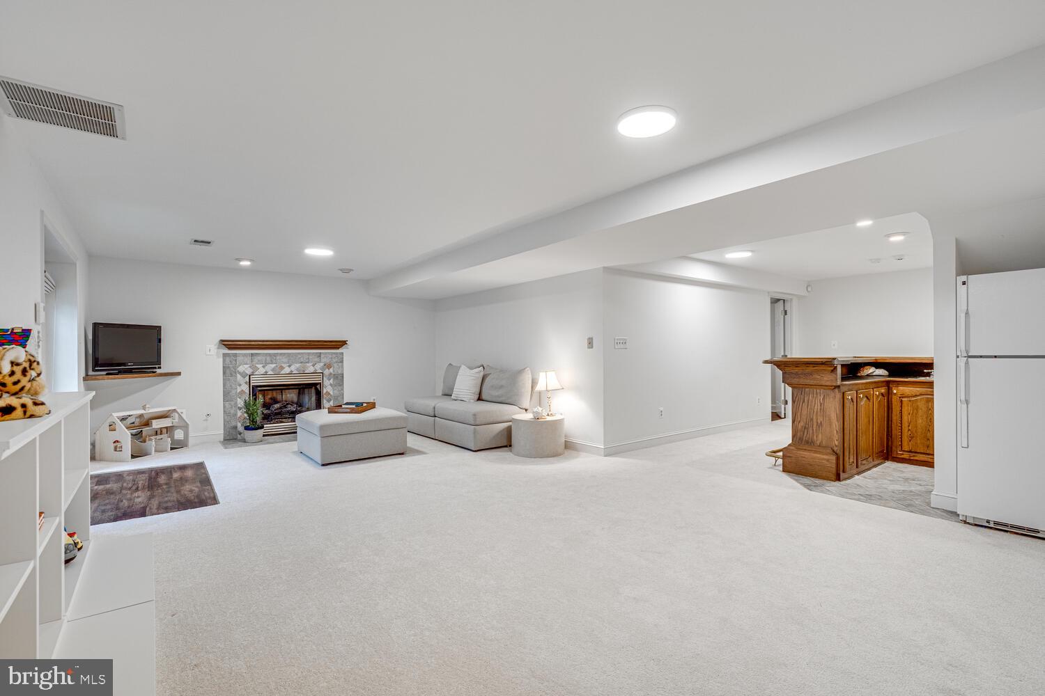 HUNTER MILL ESTATES - Residential