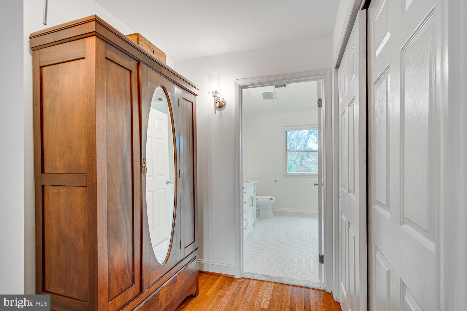 HUNTER MILL ESTATES - Residential