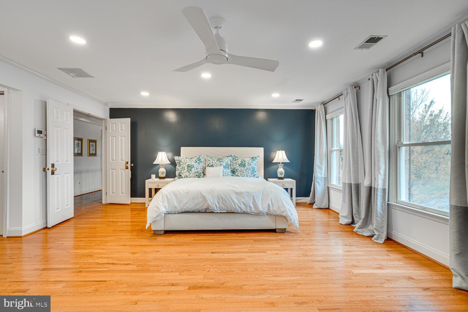 HUNTER MILL ESTATES - Residential