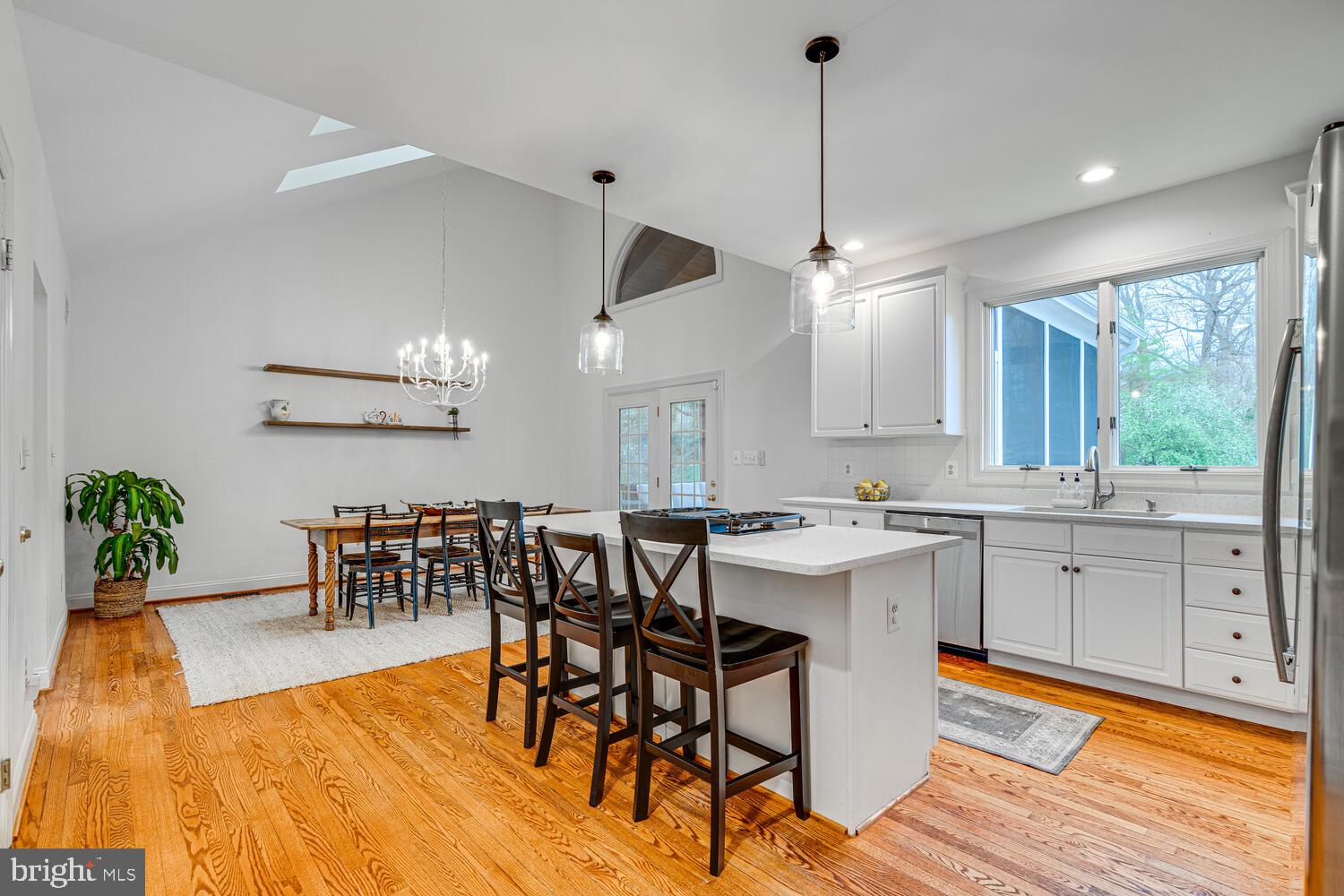 HUNTER MILL ESTATES - Residential