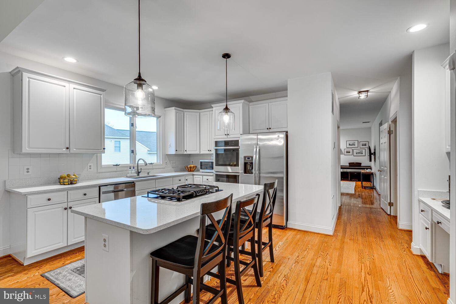 HUNTER MILL ESTATES - Residential