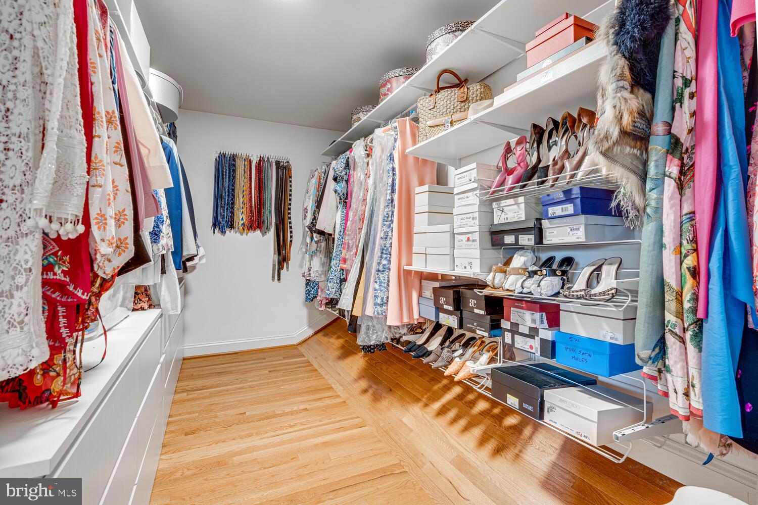 HUNTER MILL ESTATES - Residential