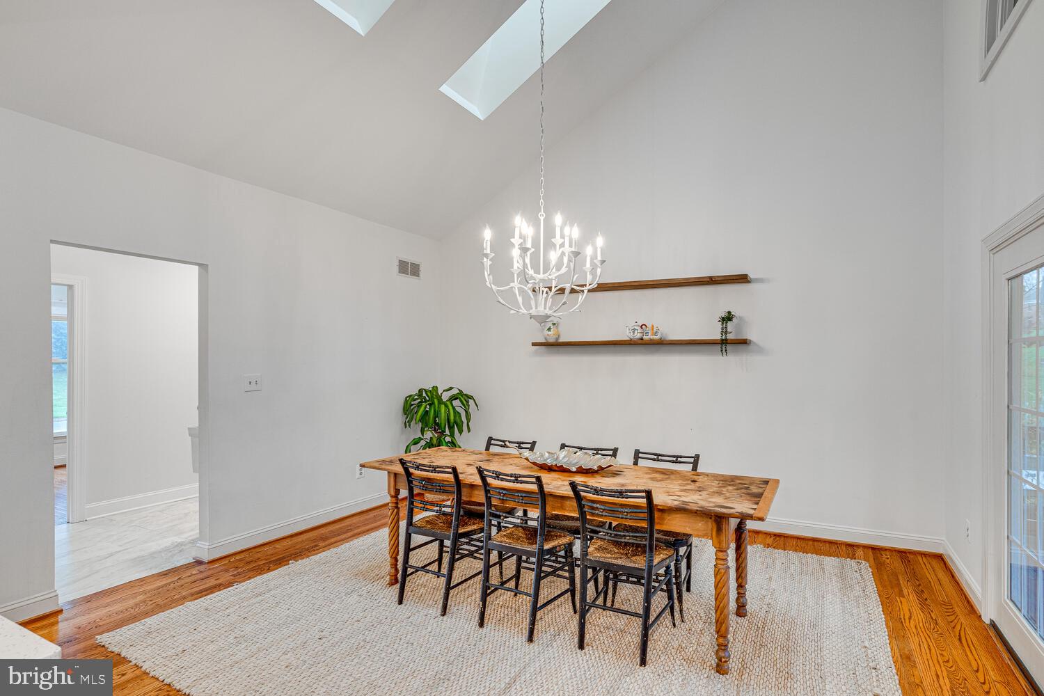 HUNTER MILL ESTATES - Residential