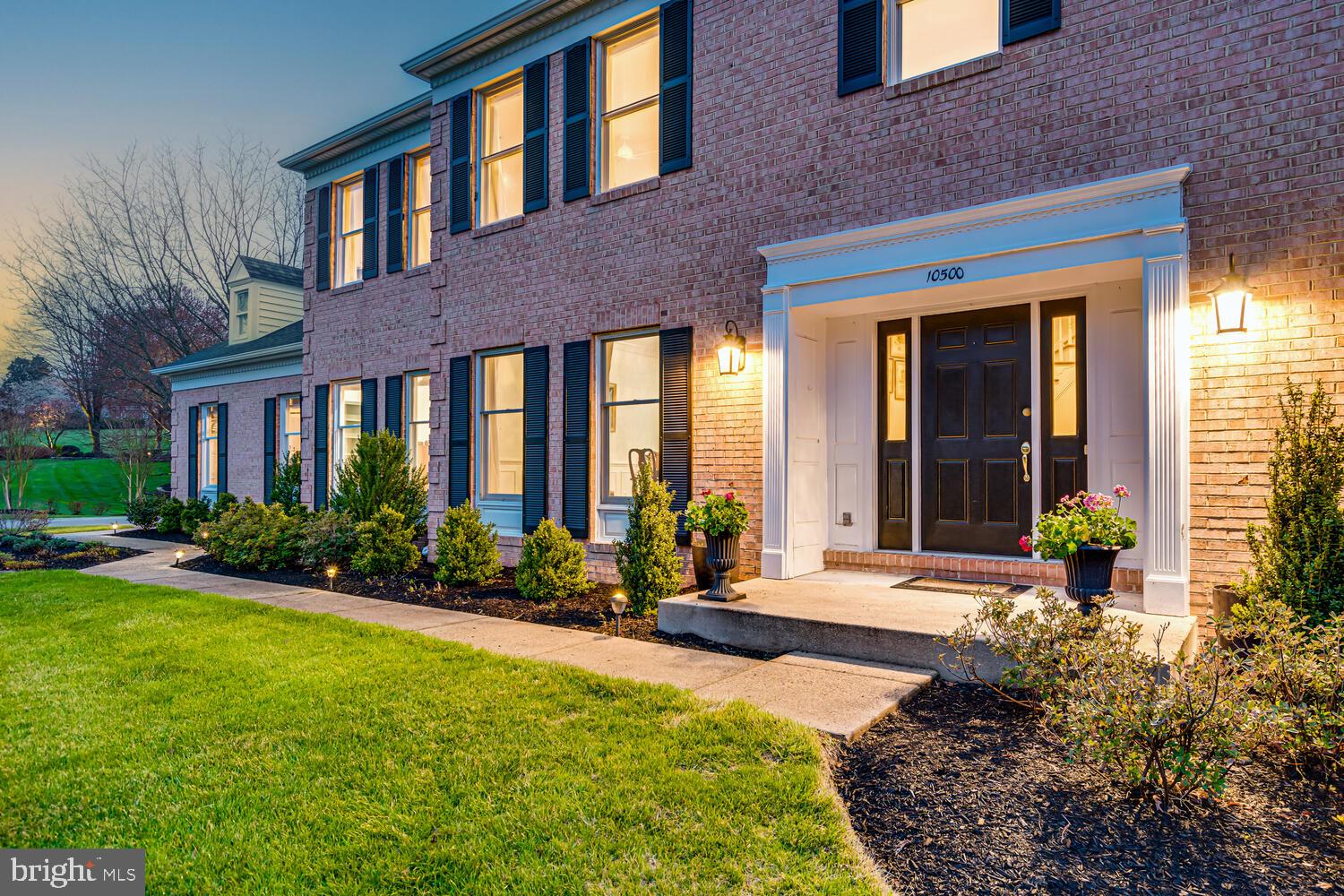 HUNTER MILL ESTATES - Residential