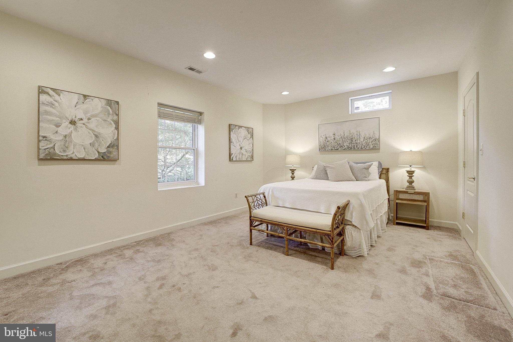 ROLLINMEAD - Residential