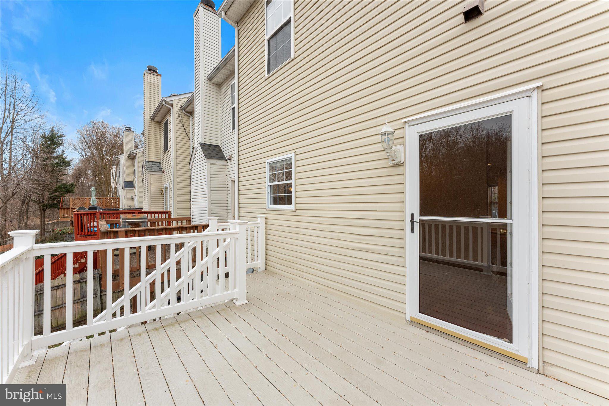 STONE RIVER - Residential Lease