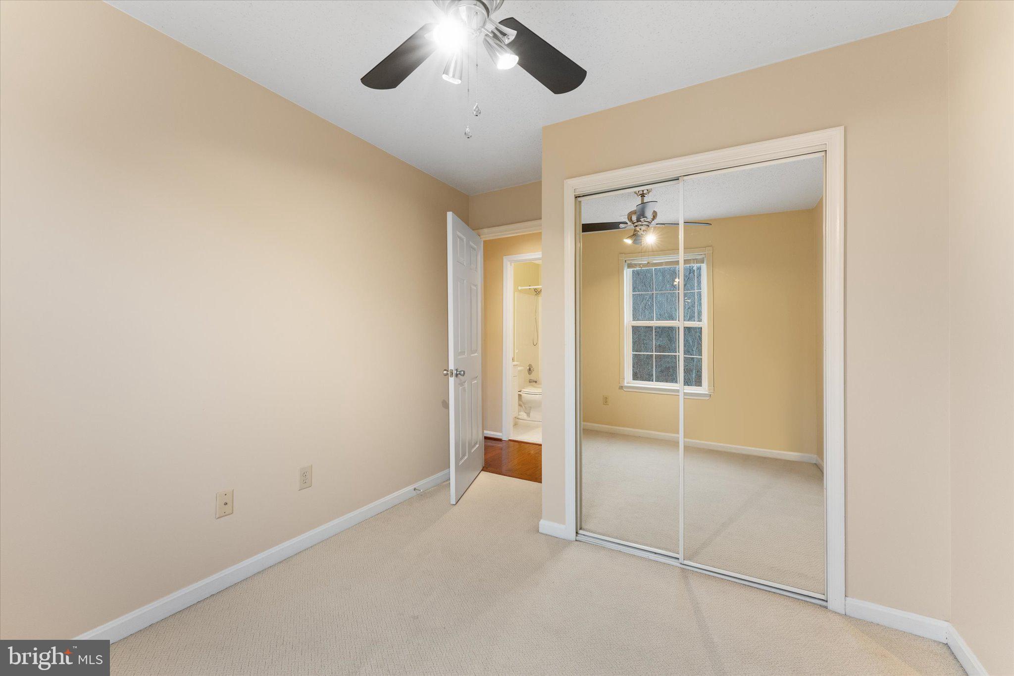 STONE RIVER - Residential Lease