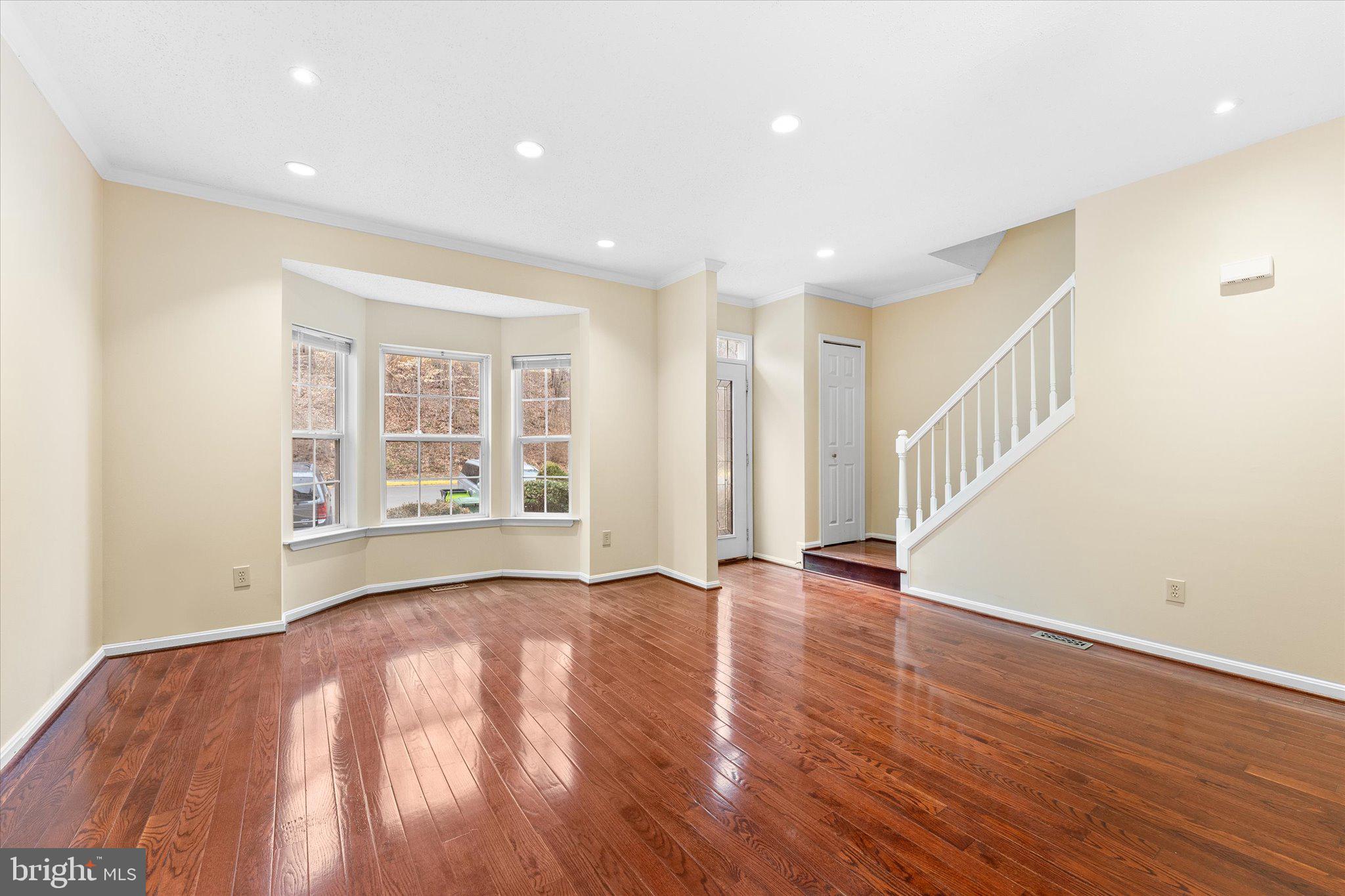 STONE RIVER - Residential Lease