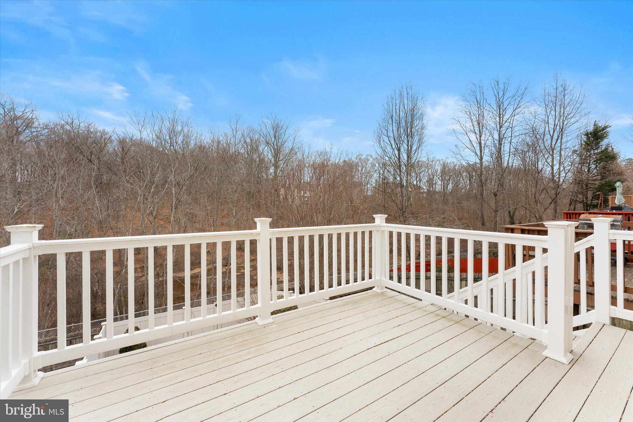 STONE RIVER - Residential Lease