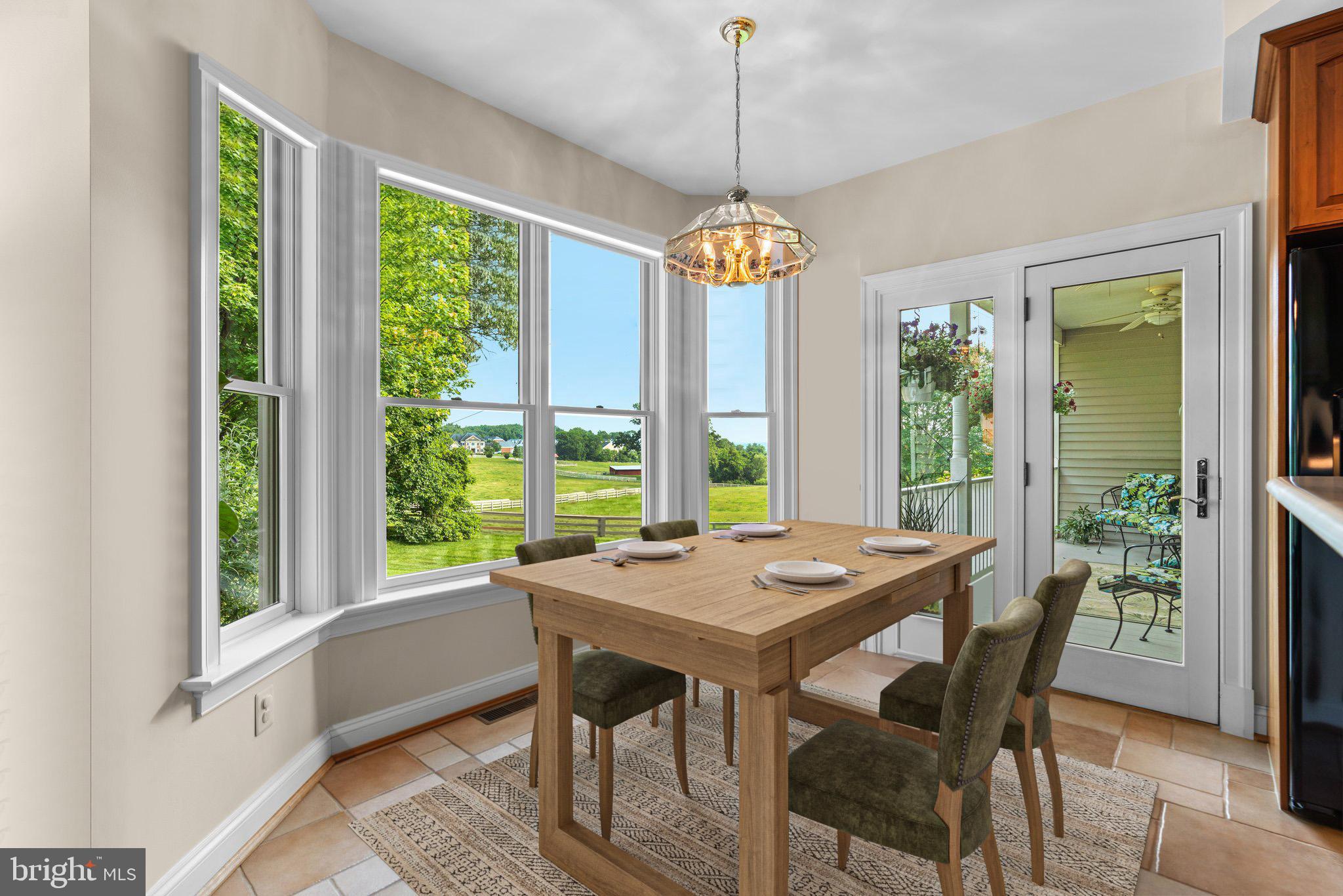 PATERNAL GIFT FARM - Residential