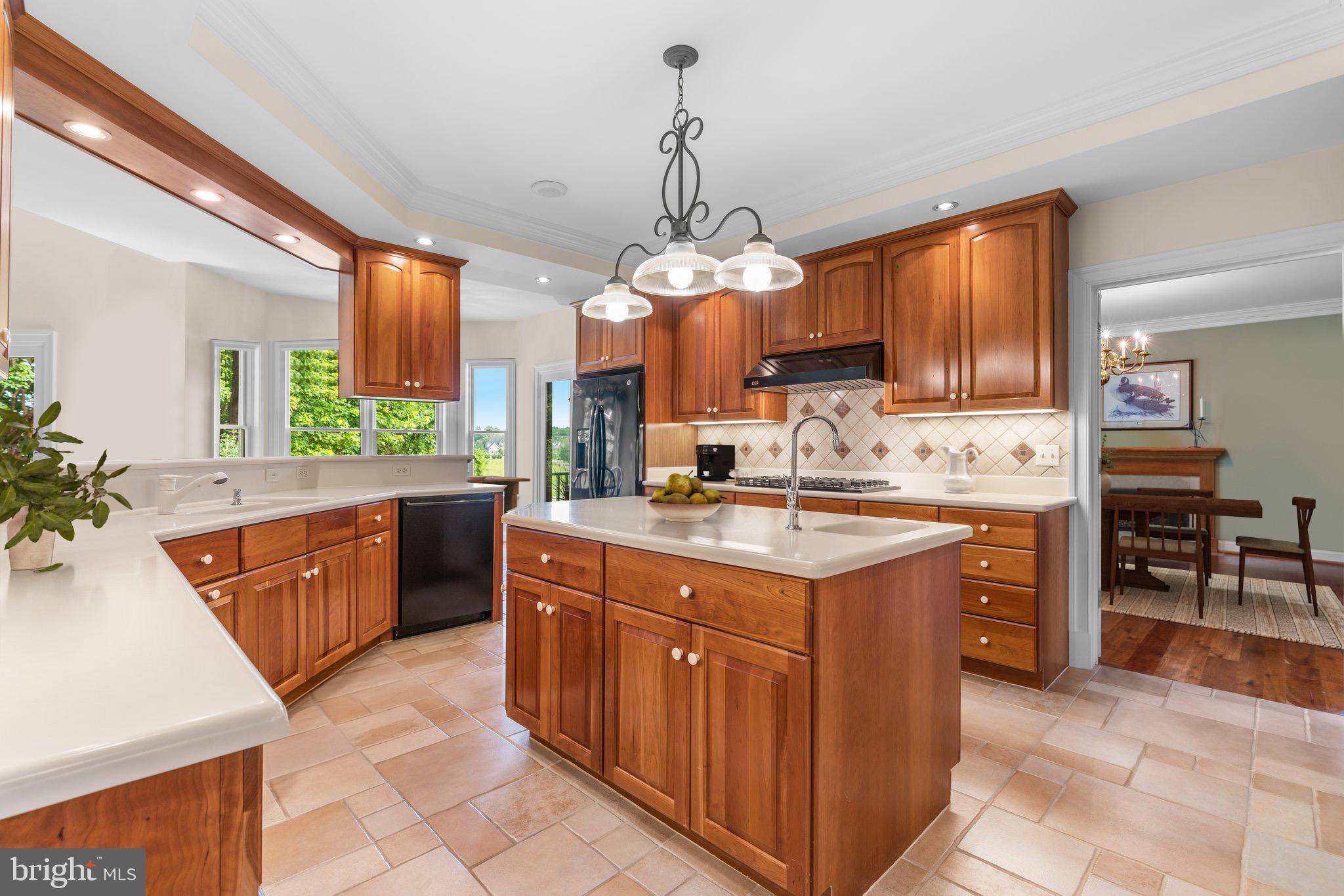 PATERNAL GIFT FARM - Residential