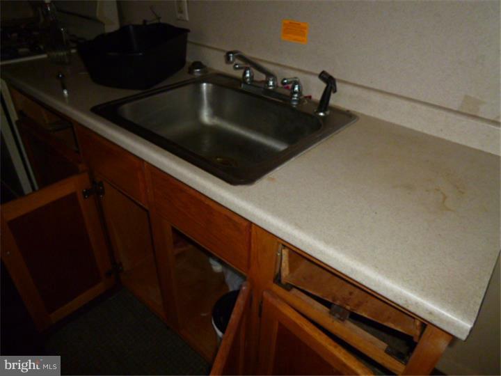 PHILADELPHIA (WEST) - Residential