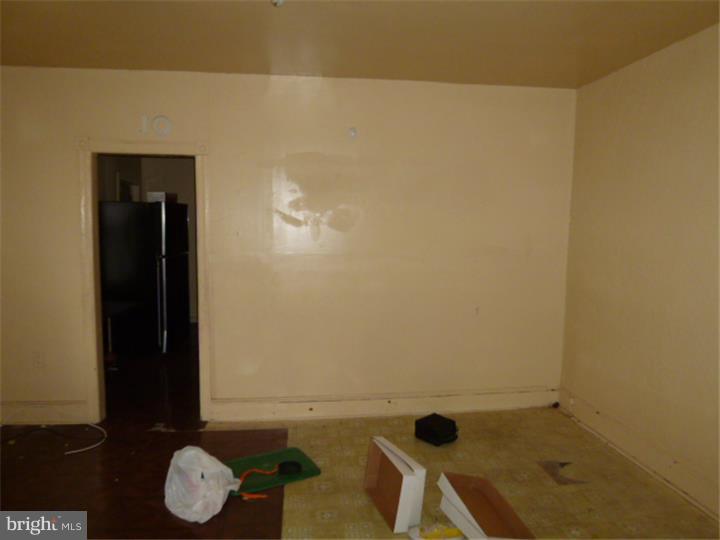 PHILADELPHIA (WEST) - Residential