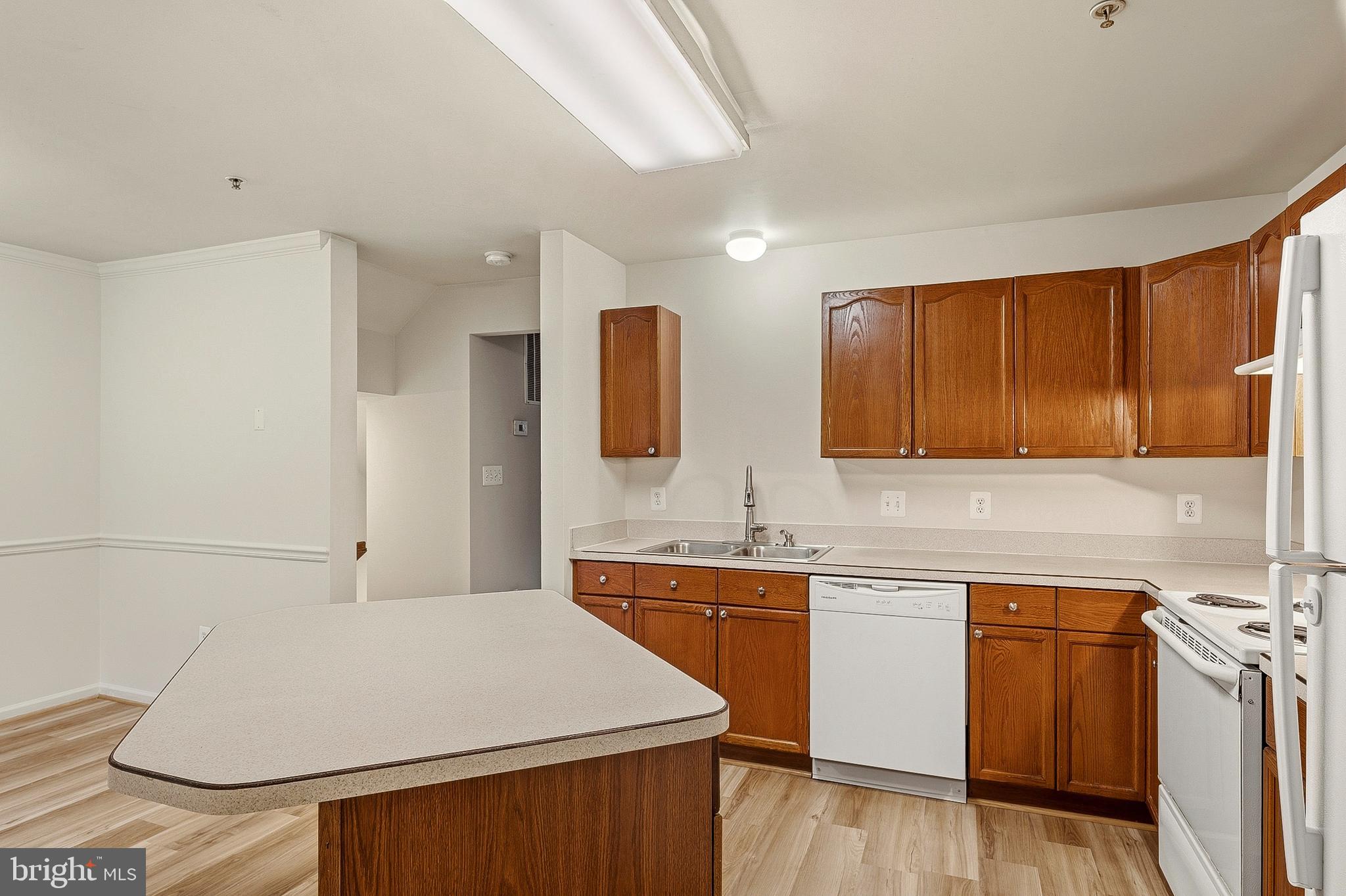 PARK OVERLOOK TOWNHOMES - Residential