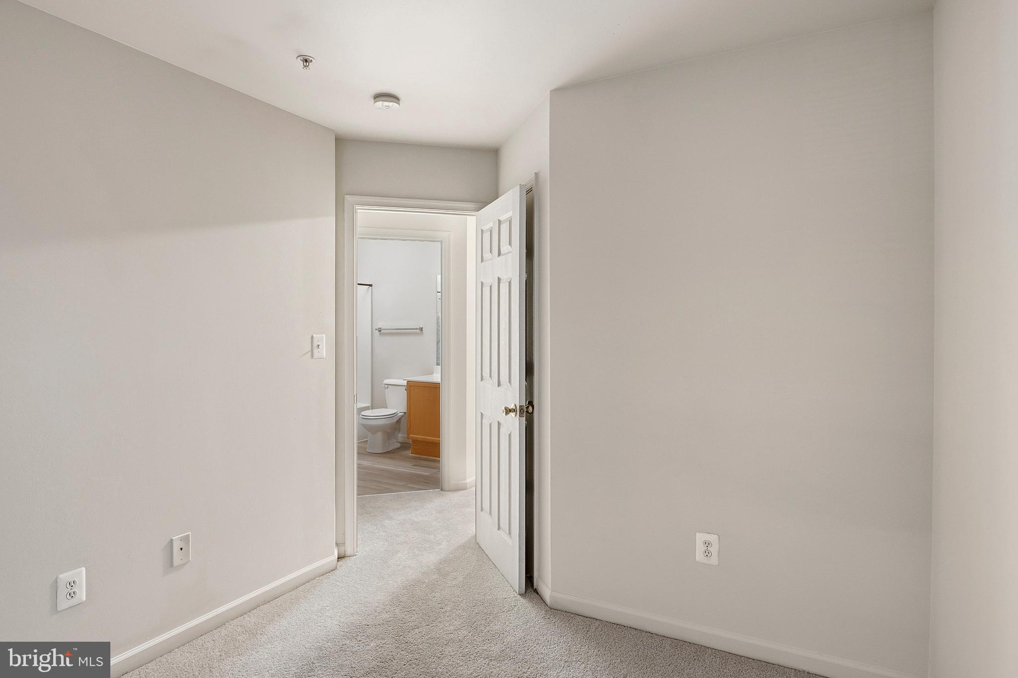 PARK OVERLOOK TOWNHOMES - Residential