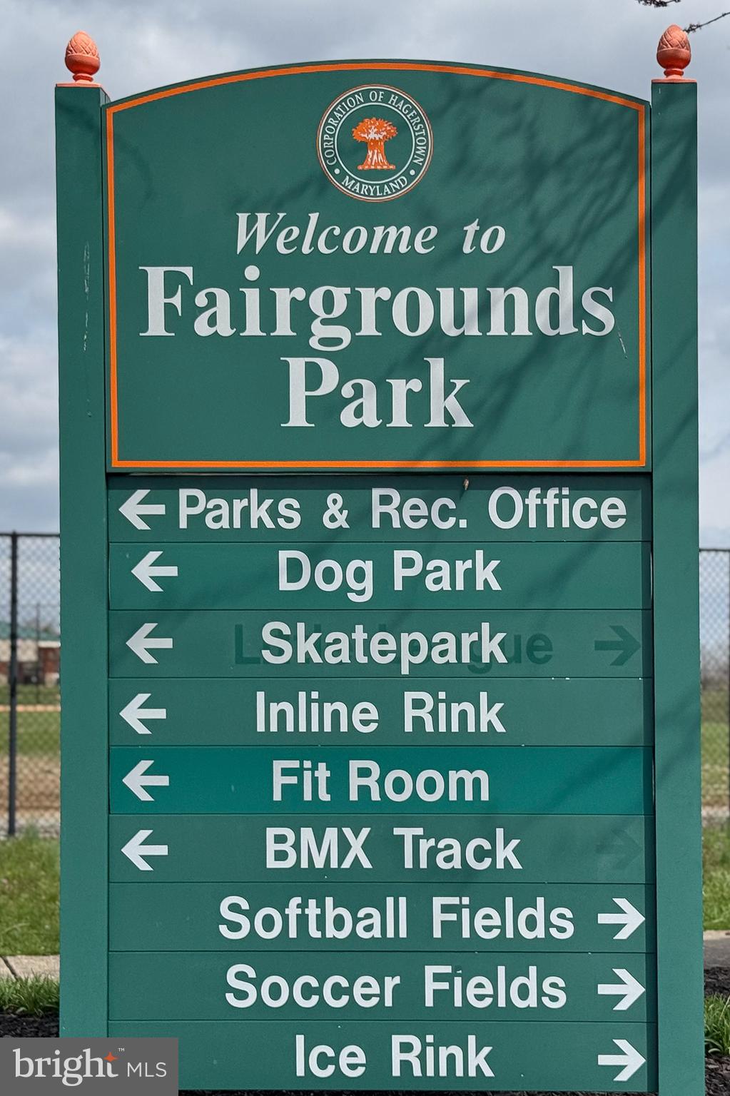 PARK OVERLOOK TOWNHOMES - Residential