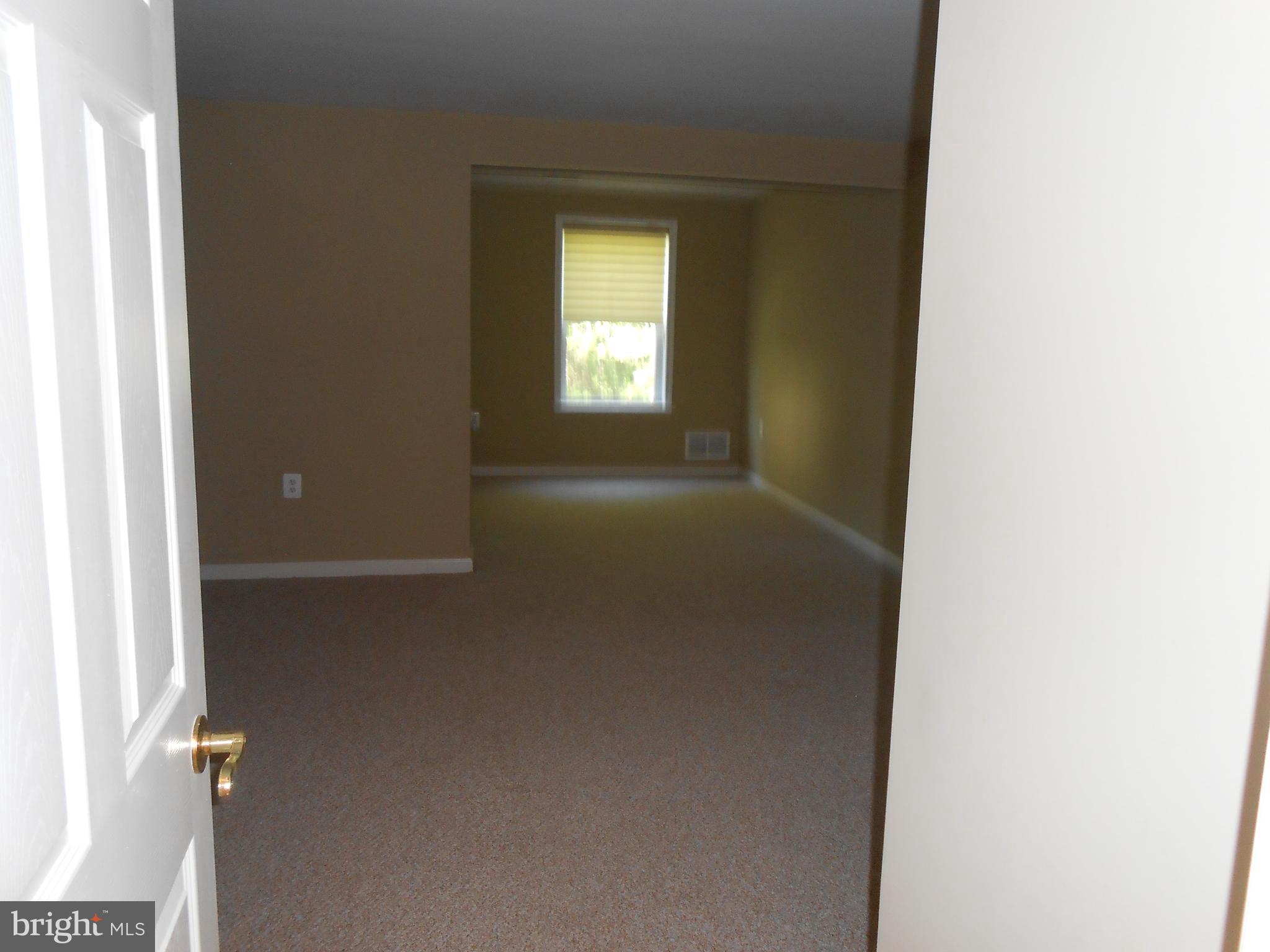 FALLS RUN - Residential