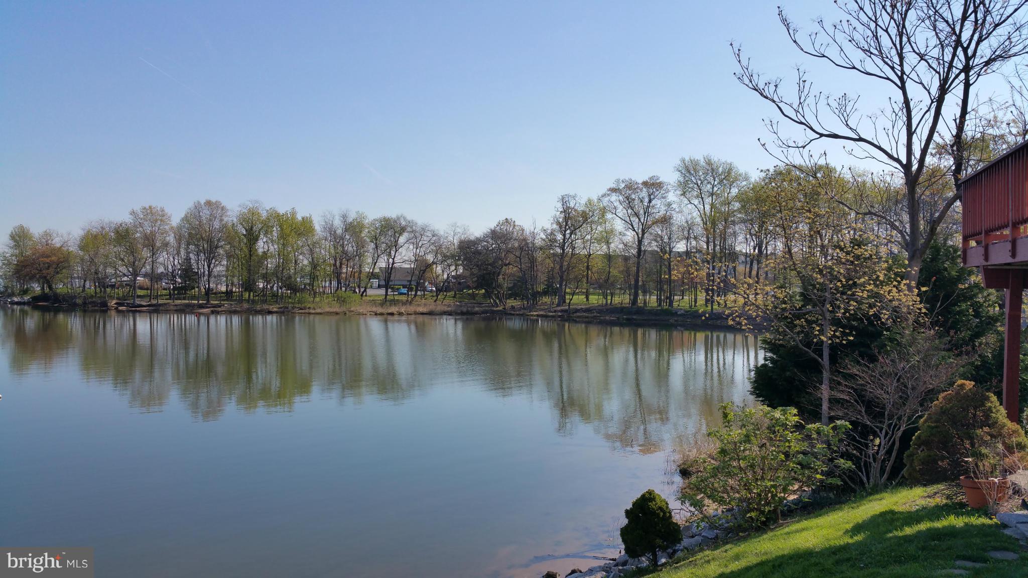 STONEY BEACH - Residential