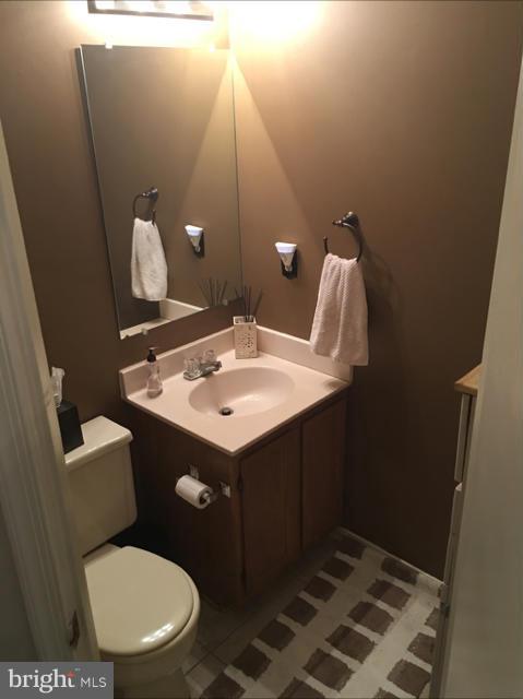 STONEY BEACH - Residential