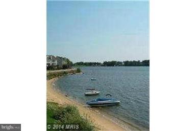 STONEY BEACH - Residential