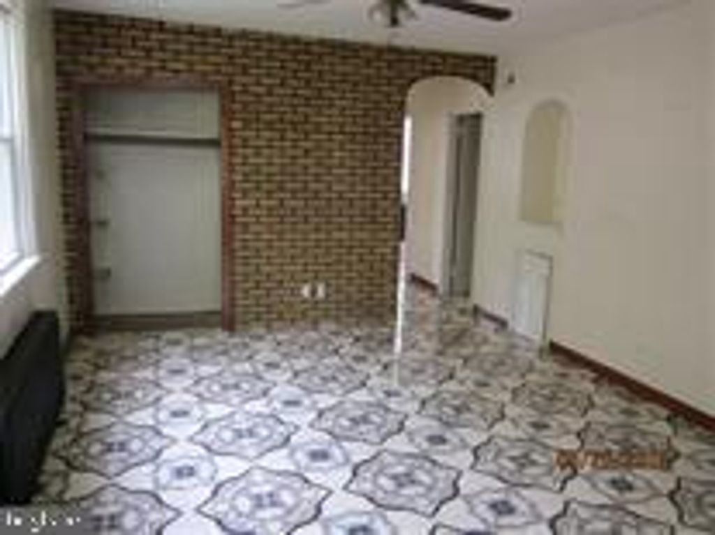 Photo of 1020 Unruh Avenue, PHILADELPHIA, PA 19111 (MLS # PAPH2589584)