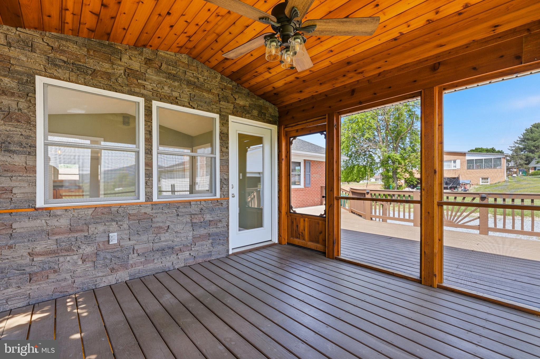 HILLDALE - Residential