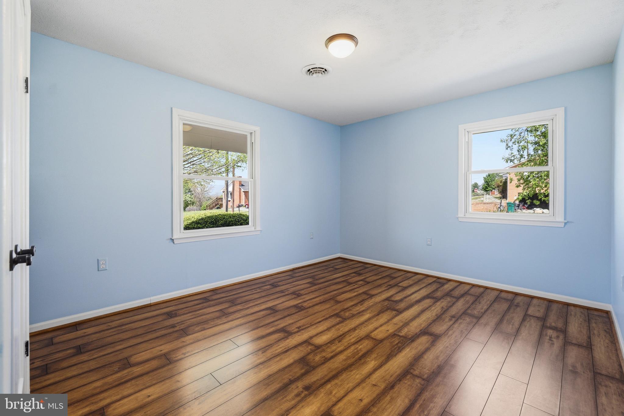 HILLDALE - Residential