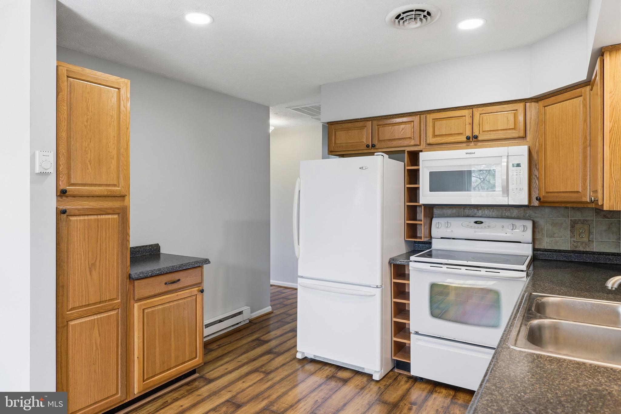 HILLDALE - Residential