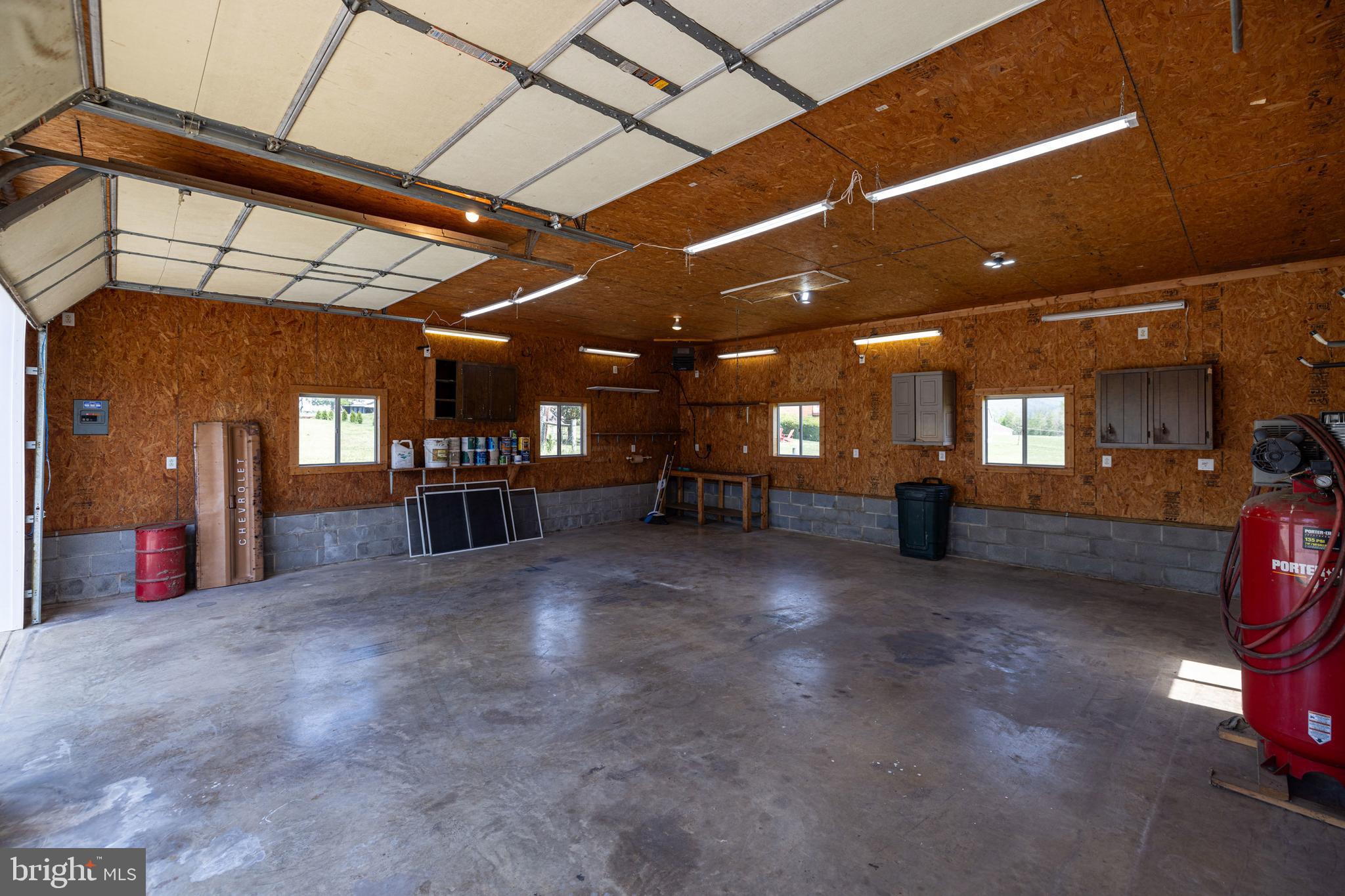 HILLDALE - Residential