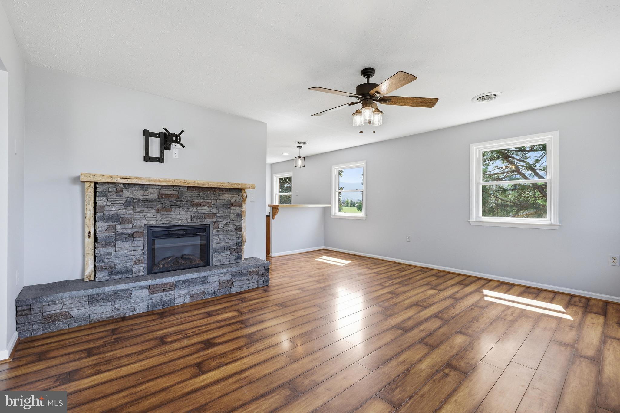 HILLDALE - Residential