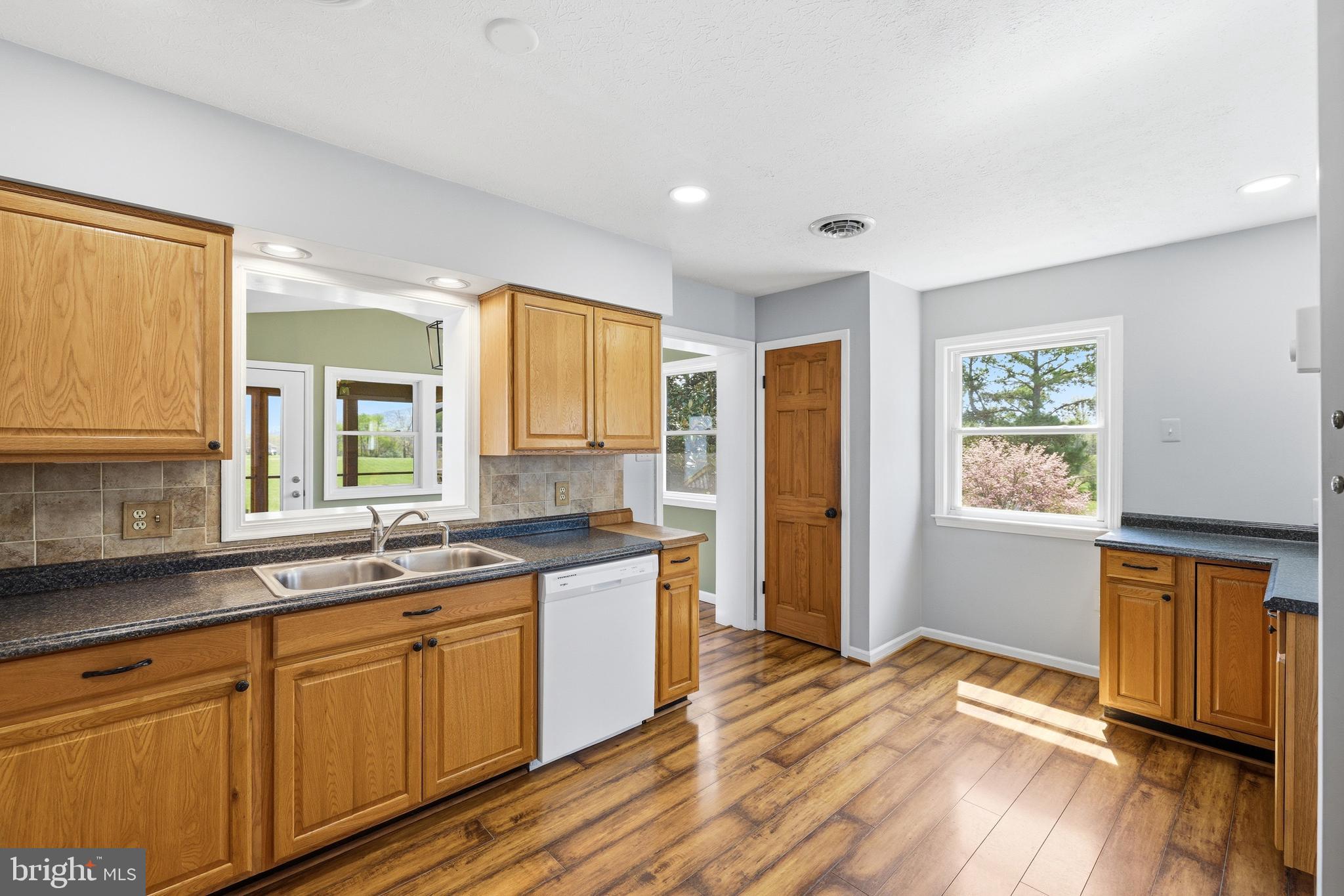 HILLDALE - Residential