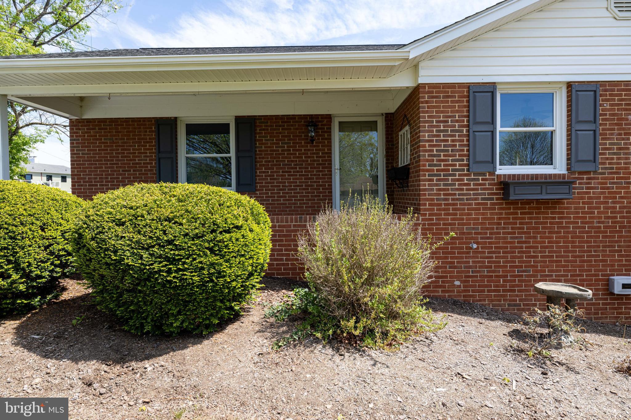 HILLDALE - Residential