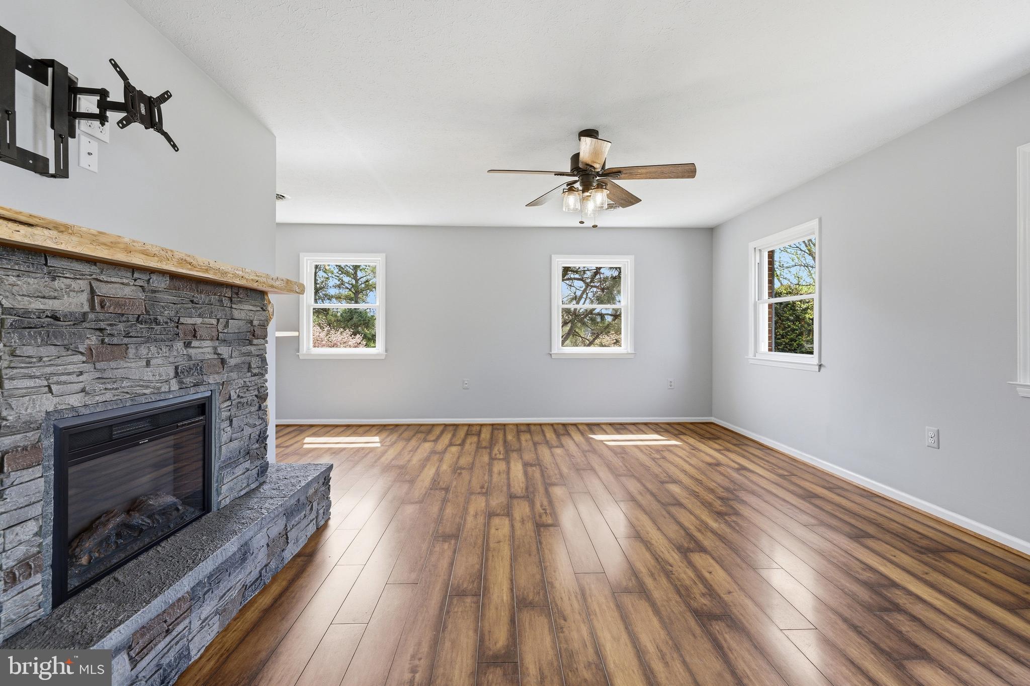 HILLDALE - Residential