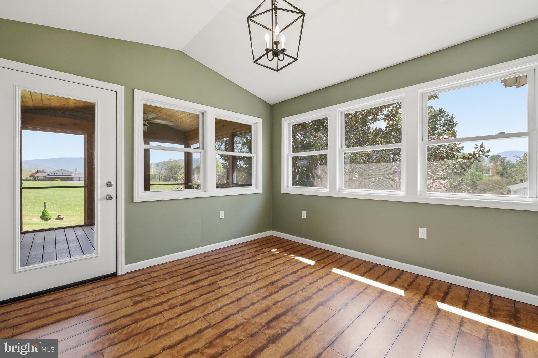 HILLDALE - Residential