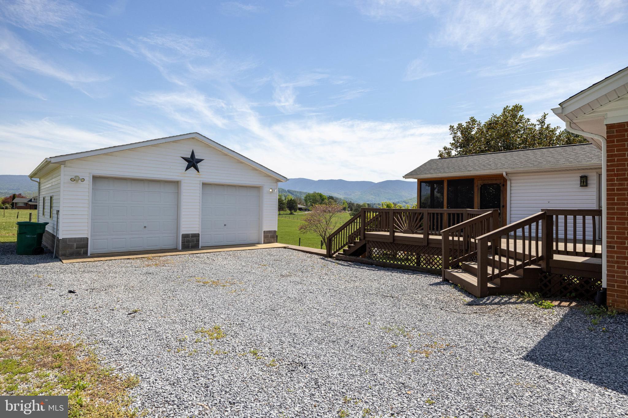 HILLDALE - Residential