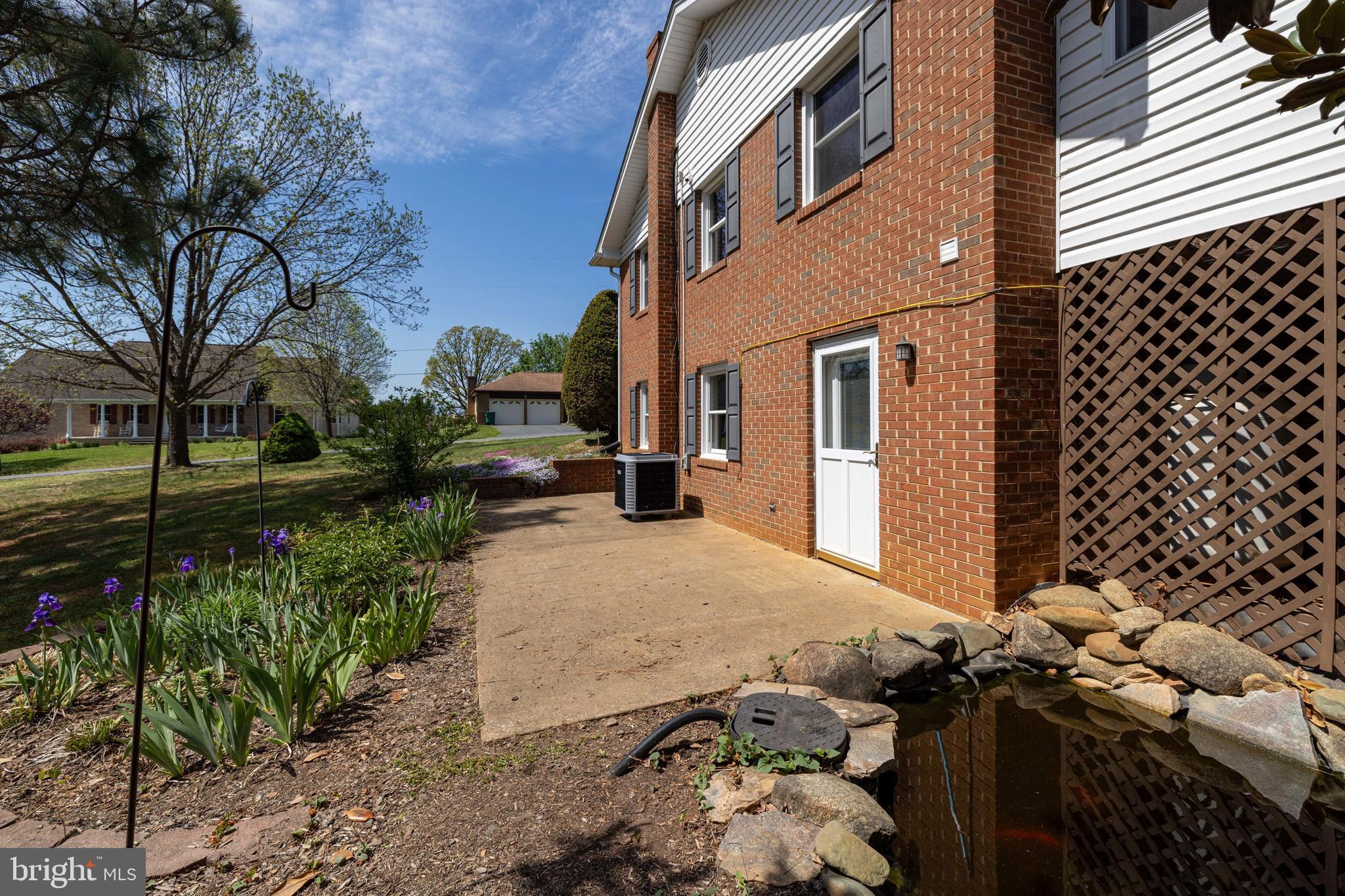 HILLDALE - Residential