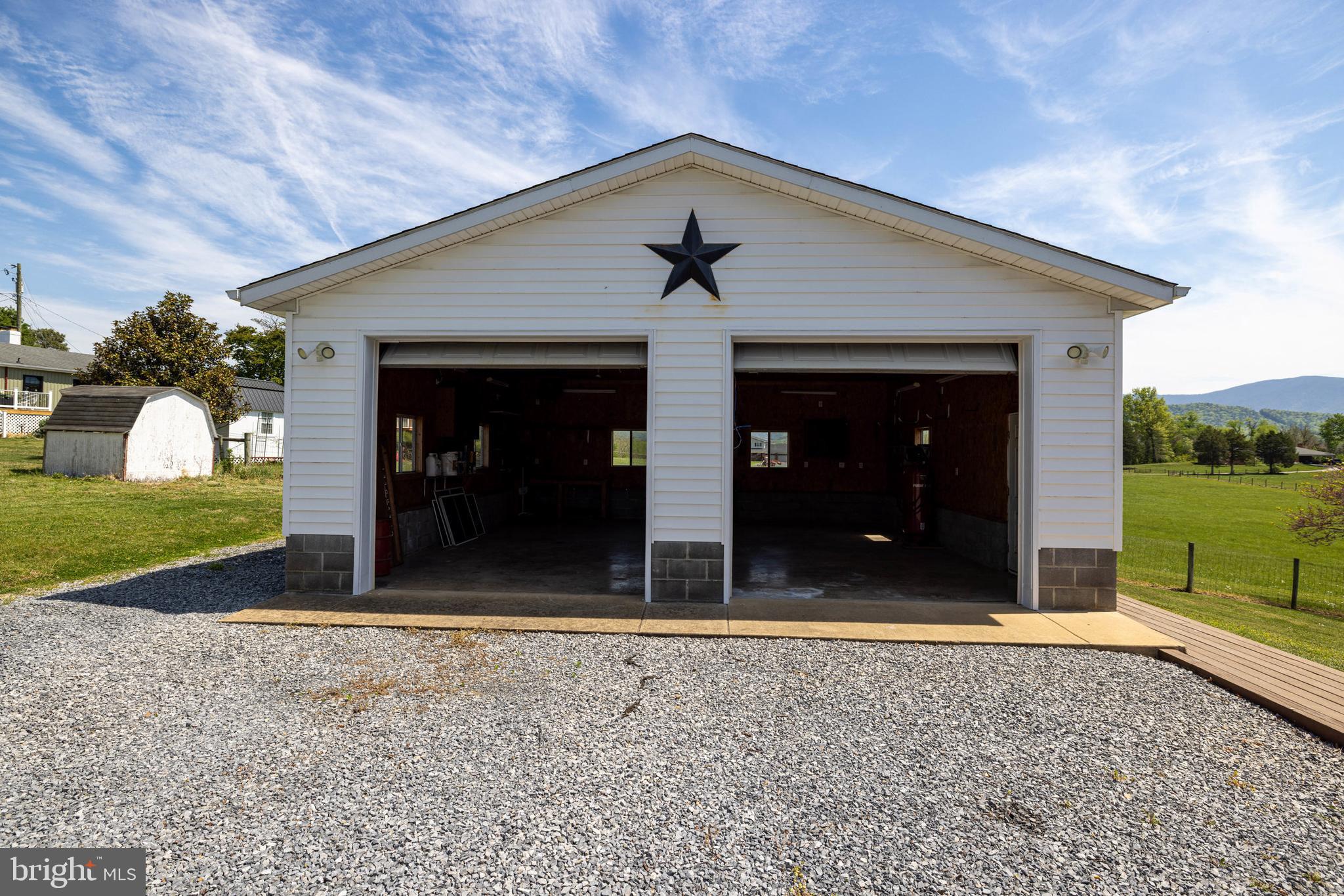 HILLDALE - Residential