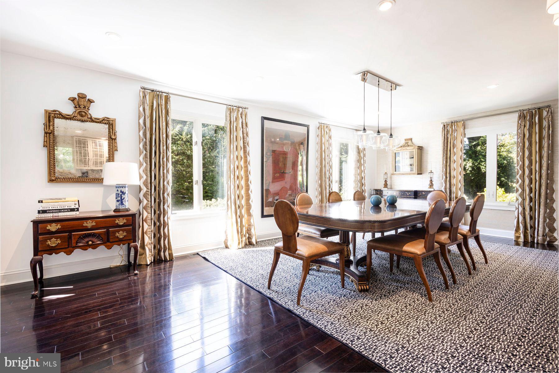 CHESTNUT HILL - Residential