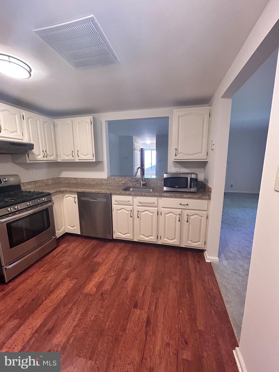 MOUNTAINVIEW - Residential Lease