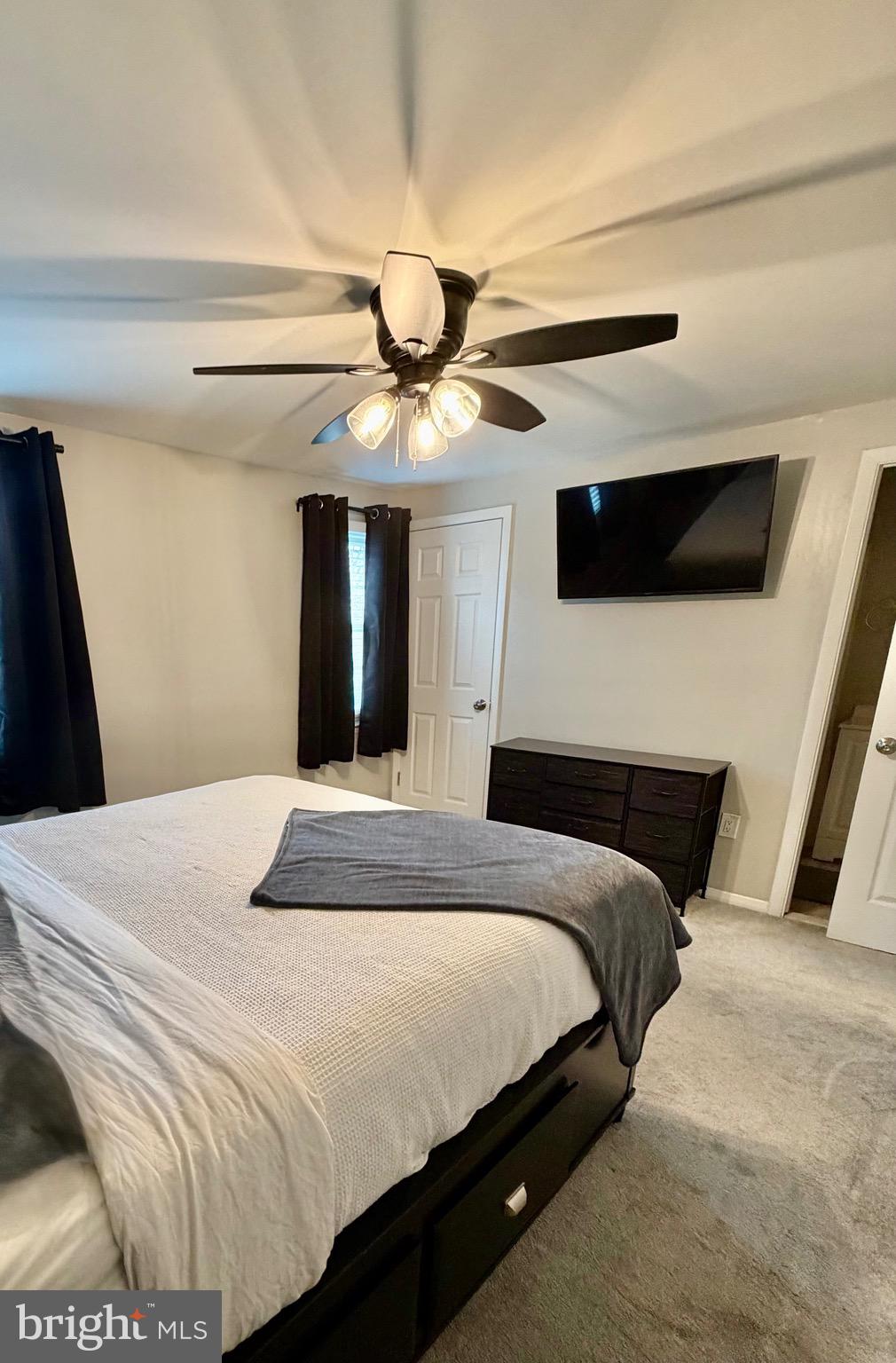 ELIZABETHS LANDING - Residential