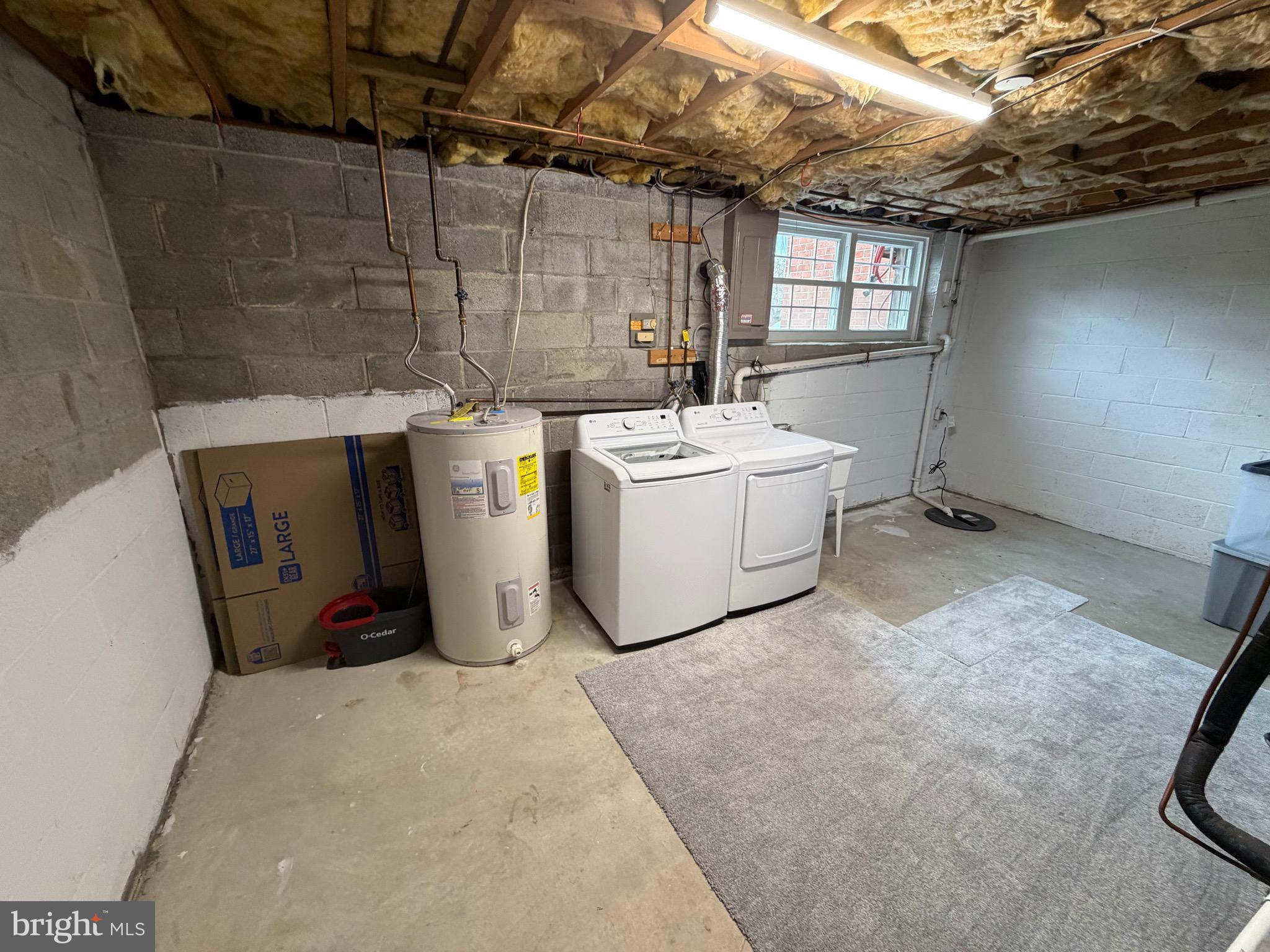 ELIZABETHS LANDING - Residential