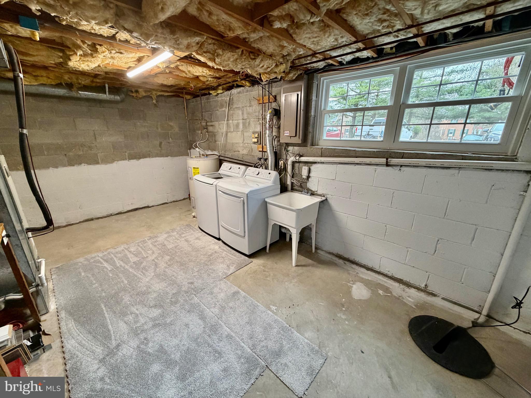 ELIZABETHS LANDING - Residential