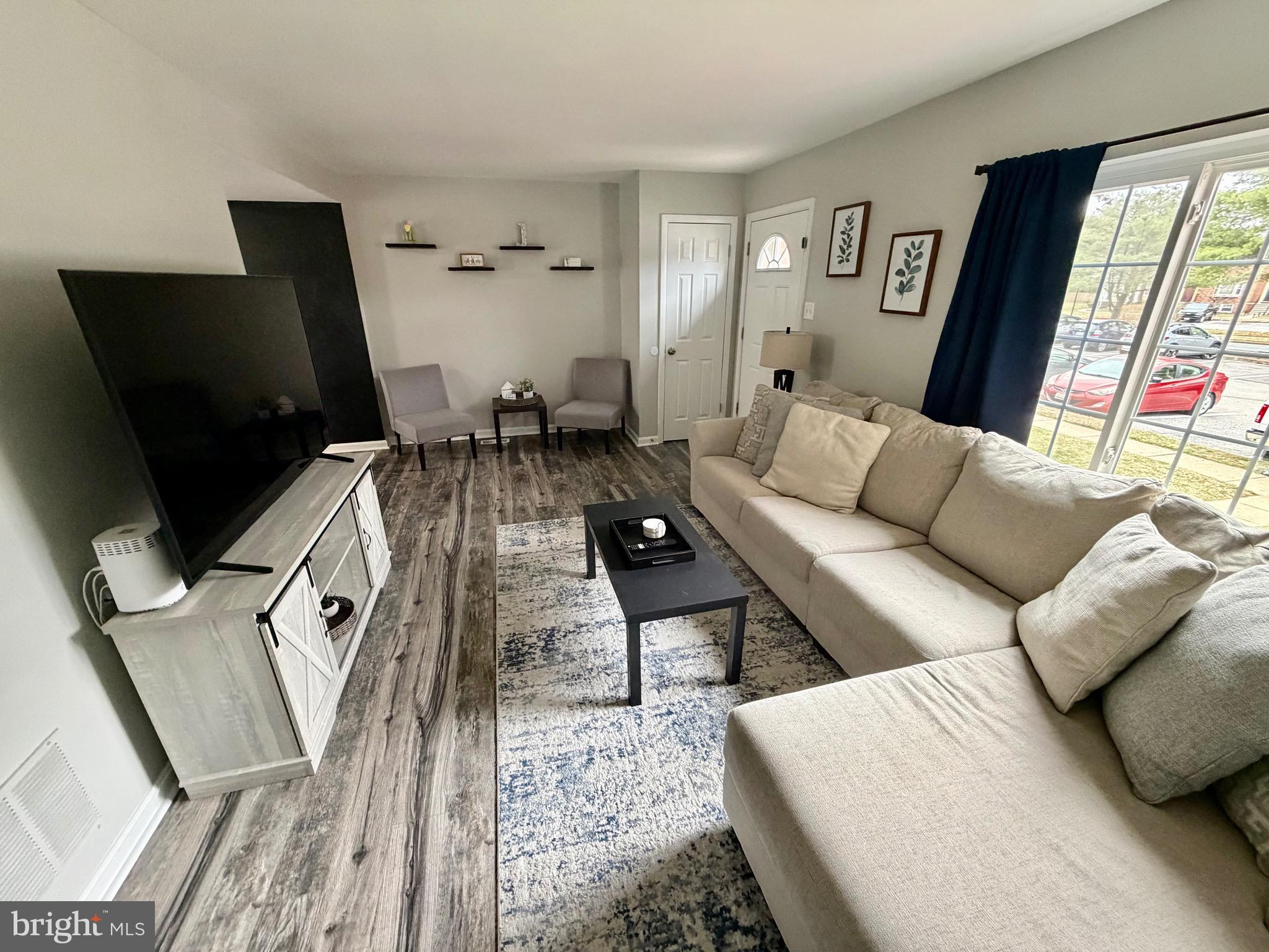 ELIZABETHS LANDING - Residential